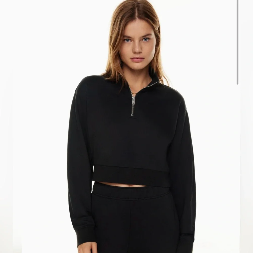 TNA - Crop Sweater - Picture 1 of 4